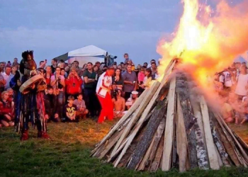 Nevruz Nedir? Nevruz'un Tarihi Kökeni Nedir? Nevruz Kutlama Gelenekleri Nelerdir? 22 Nevruz Nedir Nevruz'un Tarihi Kökeni Nedir Nevruz Kutlama Gelenekleri Nelerdir